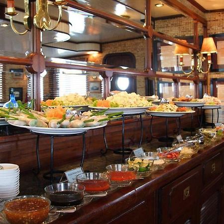 Hotel Emeraude Classic Cruises Hạ Long Exterior foto