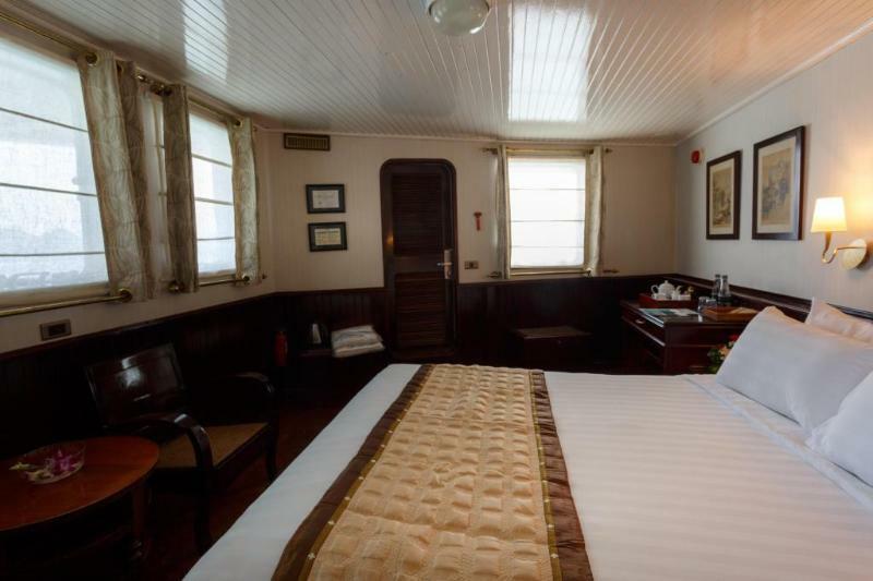 Hotel Emeraude Classic Cruises Hạ Long Exterior foto